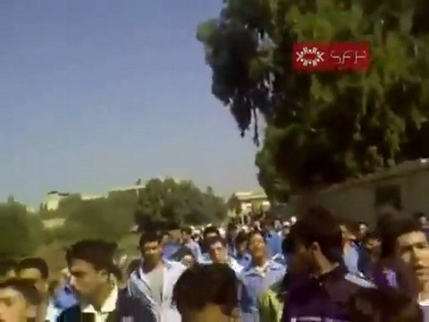 فري برس درعا تسيل مظاهرة طلابية 27 9 2011