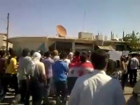 فري برس دير الزور القورية مظاهرات الاحرار في ذكرى بيع الجولان 6 10 2011