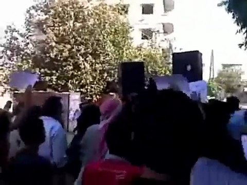 فري برس كفربطنا مظاهرة حاشدة رغم التواجد الامني بجمعة المجلس الوطني يمثلني 7 10 2011