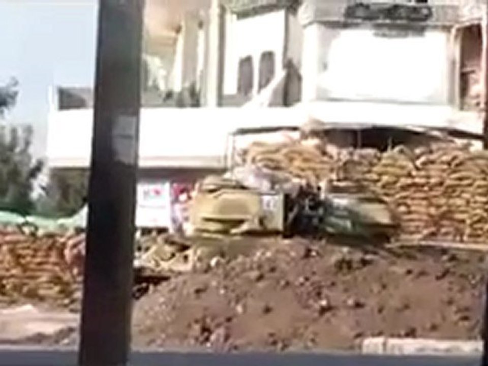 فري برس   الحولة دوار الحرية تحول إلى ثكنة عسكرية