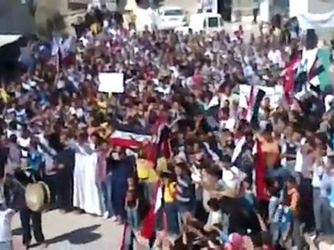 فري برس حوران عتمان مظاهرة جمعة أحرار الجيش في 14 10 2011
