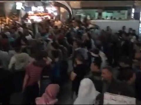 فري برس مدينة ادلب مظاهرة مسائية ادلب رمز الحرية 29 10 2011