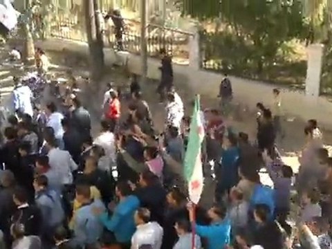 فري برس مورك تشييع الشهيد محمد فلاحة 09 11 2011 ج2