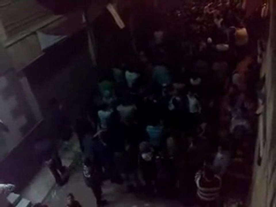 فري برس    حمص الميدان مظاهرة مسائية سورية بدها حرية 9 11 2011