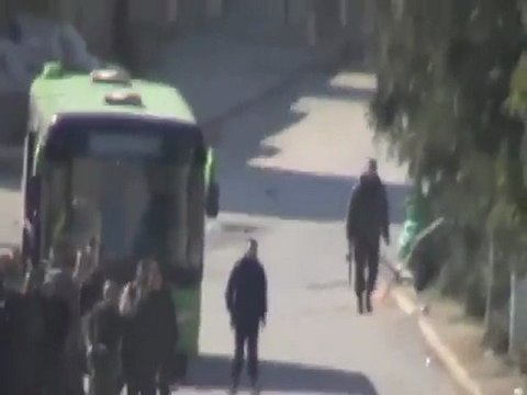 فري برس حماة طريق حلب هجوم الامن على المتظاهرين في جمعة تجميد 11 11 2011