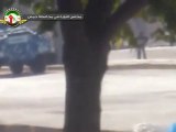 فري برس   هام حمص  عشيرة  فيديو يظهر إستبدال مركبات الجيش السوري بأخرى من نفس النوع لكن بلون أزرق بدل الأخضر 10 11 2011