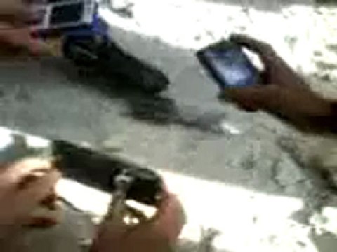 فري برس حمص جورة الشياح آثار إصابة قذيفة هاون 13 11 2011