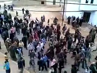 فري برس   حماة كفرزيتا تشيع الشهيد ابراهيم بدر الدين العبيدان 14 11 2011 ج2