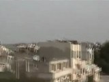 فري برس   حمص بابا عمرو قصف المنازل بشكل عشوائي وتصاعد أعمدة الدخان 14 11 2011 جـ2
