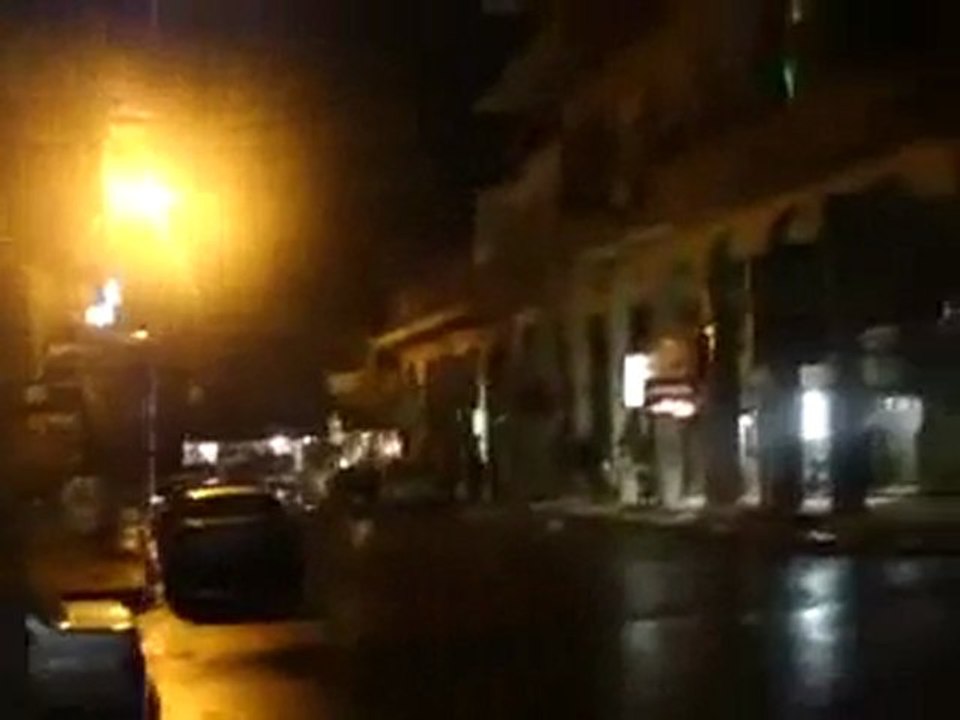 فري برس   ريف دمشق دوما اطلاق رصاص على المتظاهرين 17 11 2011