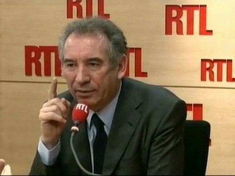 François Bayrou, candidat du MoDem à la Présidentielle : La loi réprimant la négation du génocide arménien : une faute