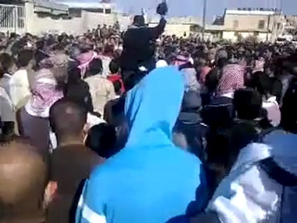 فري برس   درعا   أحرار ناحته في جمعة طرد السفراء 18 11 2011