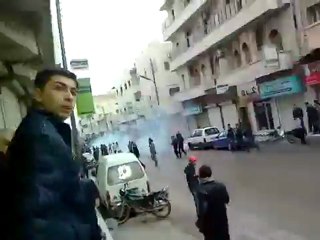 Tải video: فري برس   حلب    الباب  جمعة طرد السفراء 18 11 2011 ج1