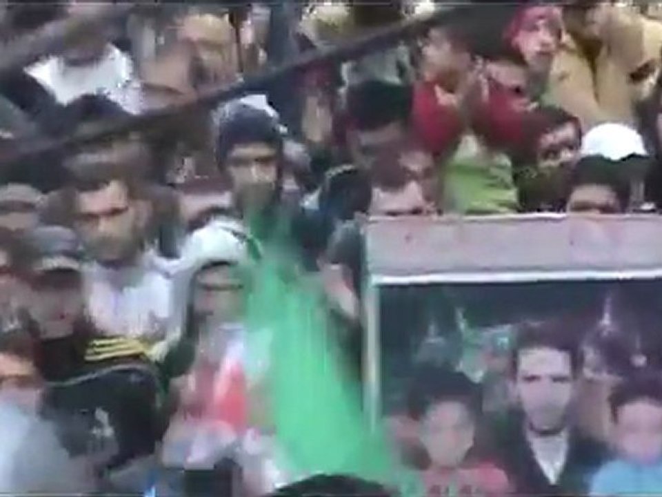 فري برس   حمص باباعمرو جمعة طرد السفراء يا نبيل العربي سماع بدنا طرد السفراء 18 11 2011