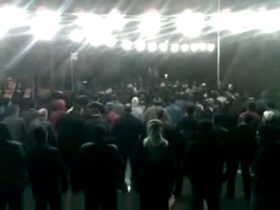 فري برس   مظاهرات سوريا  حمص حي الانشاءات 19 11 2011