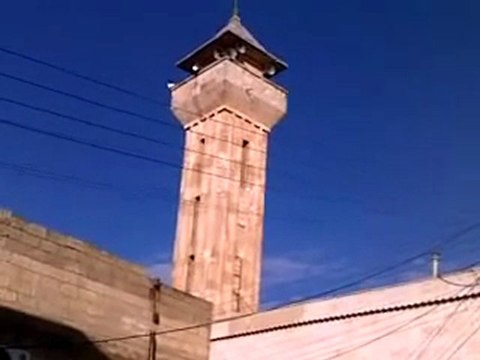 فري برس ادلب تفتناز اطلاق رصاص على المسجد الكبير من قبل عصابات الاسد 20 11 2011