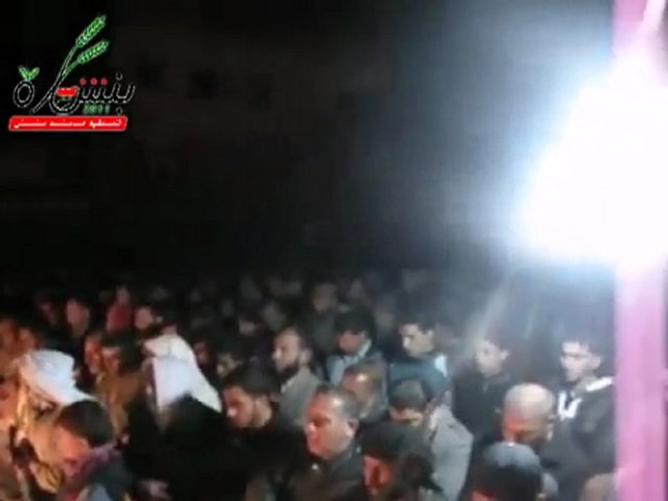 فري برس   إدلب تشييع شهداء تفتناز في بنش بسبب حصار تفتناز 20 11 2011 جـ1