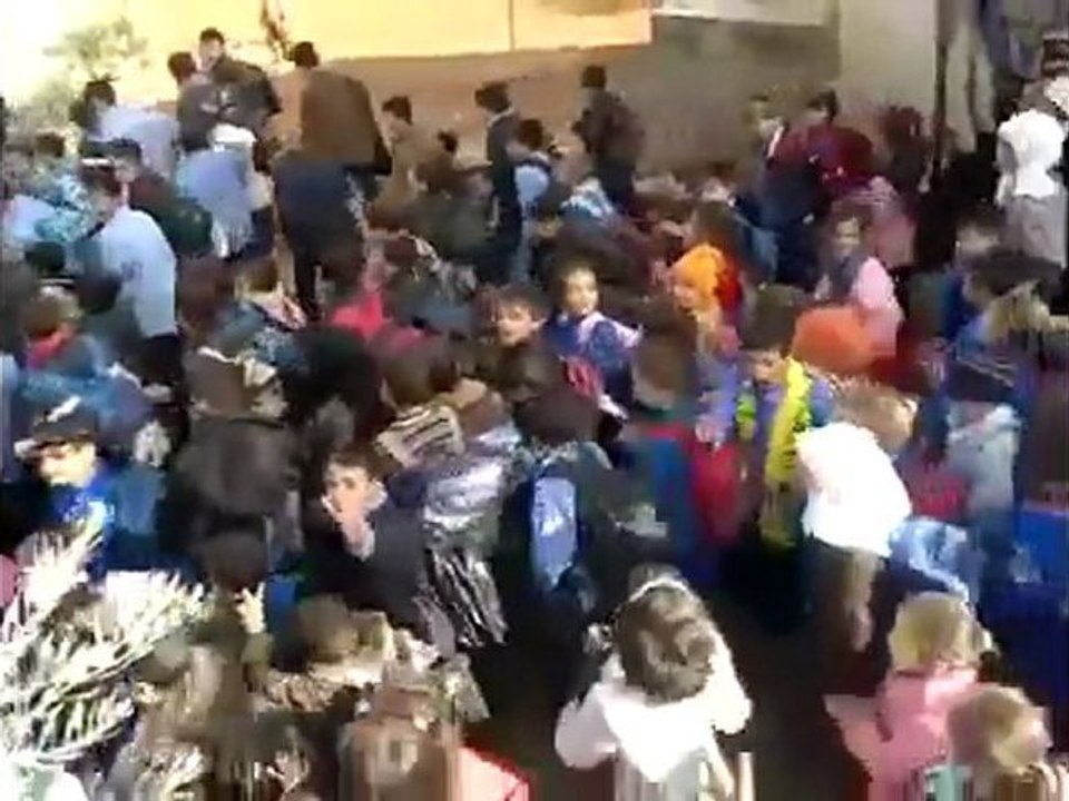 فري برس   ‫ادلب جبل الزاوية مظاهرة طلابية في قرية ابديتا 20 11 2011