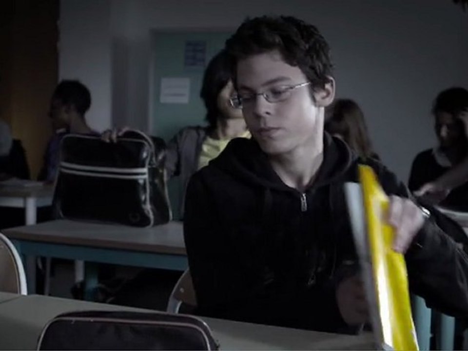 "Les claques" : Campagne contre le harcèlement à l'école