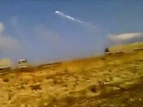 فري برس اللاذقية حلب صهاريج المازوت بحماية الجيش الى حلب 23 11 2011