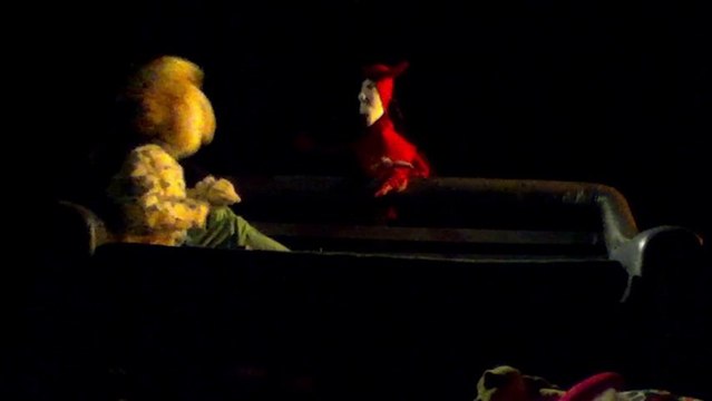 Petit (n'ira pas se coucher)... par la compagnie Babayaga.