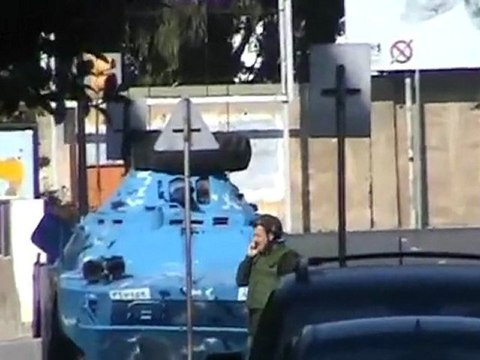 فري برس الإنشاءات شارع البرازيل إنتشار المدرعات والشبيحة لقمع المظاهرات 25 11 2011