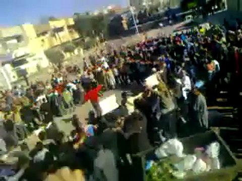 فري برس حماة مظاهرة الأربعين جمعة الجيش الحر يحميني 25 11 2011