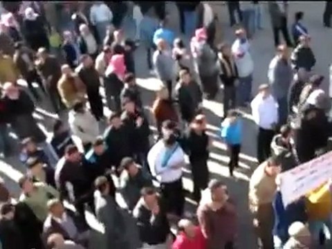 فري برس حمص المحتلة أحرار الوعر القديم جمعة الجيش الحر يحميني واغنية وين الملايين 25 11 2011