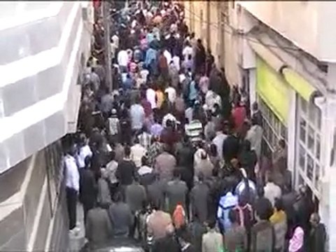 فري برس حمص باب الدريب حي الورشة جمعة الجيش الحر يحميني الشعب يريد دعم الجيش الحر 25 11 2011