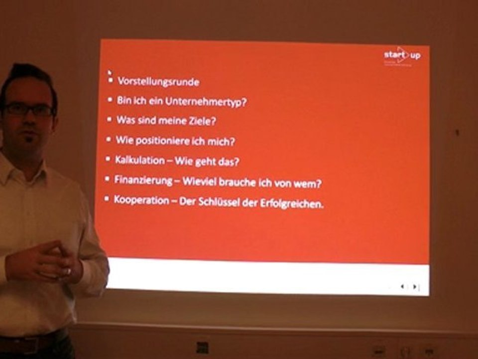 www.start-up-berater.de mit einer Kurzvorstellung des Seminars: 'Zum Unternehmer wird man nicht geboren.'
