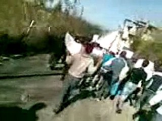 فري برس   الحفة بابنا والجنكيل يالله عجل نصرك يالله 29 11 2011 ج2