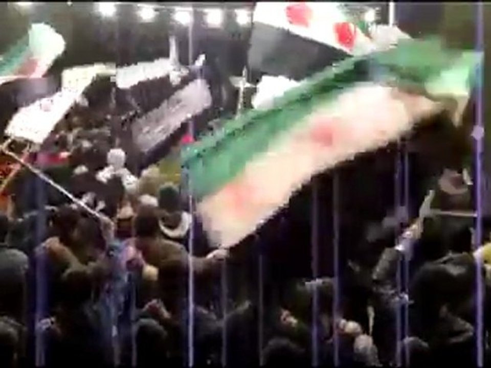 فري برس   حمص مسائية الانشاءات ثورة عز وحرية 30 11 2011