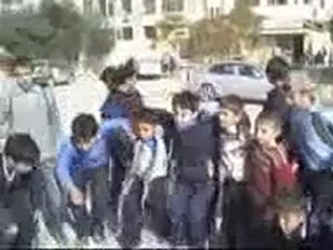 فري برس طلابية حماة حي الكرامة 30 11 2011