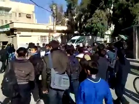 فري برس ريف دمشق حمورية مظاهرة طلابية 1 12 2011