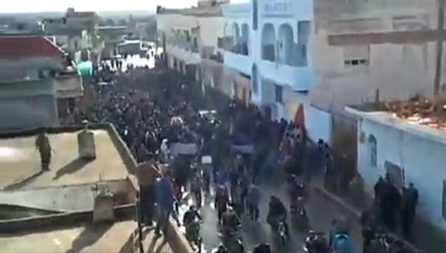 فري برس حمص المحتلة الدار الكبيرة تشييع الشهيد نعيم عزرون 9 12 2011