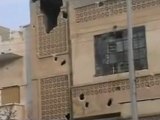 فري برس   حماة اثار قصف المنازل السكنية من قبل ميليشيات بشار 14 12 2011