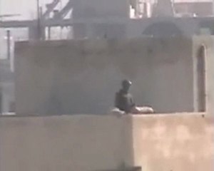 فري برس   حماة  قناصة في طريق حلب  جمعةالجامعة العربية تقتلنا 16 12 2011