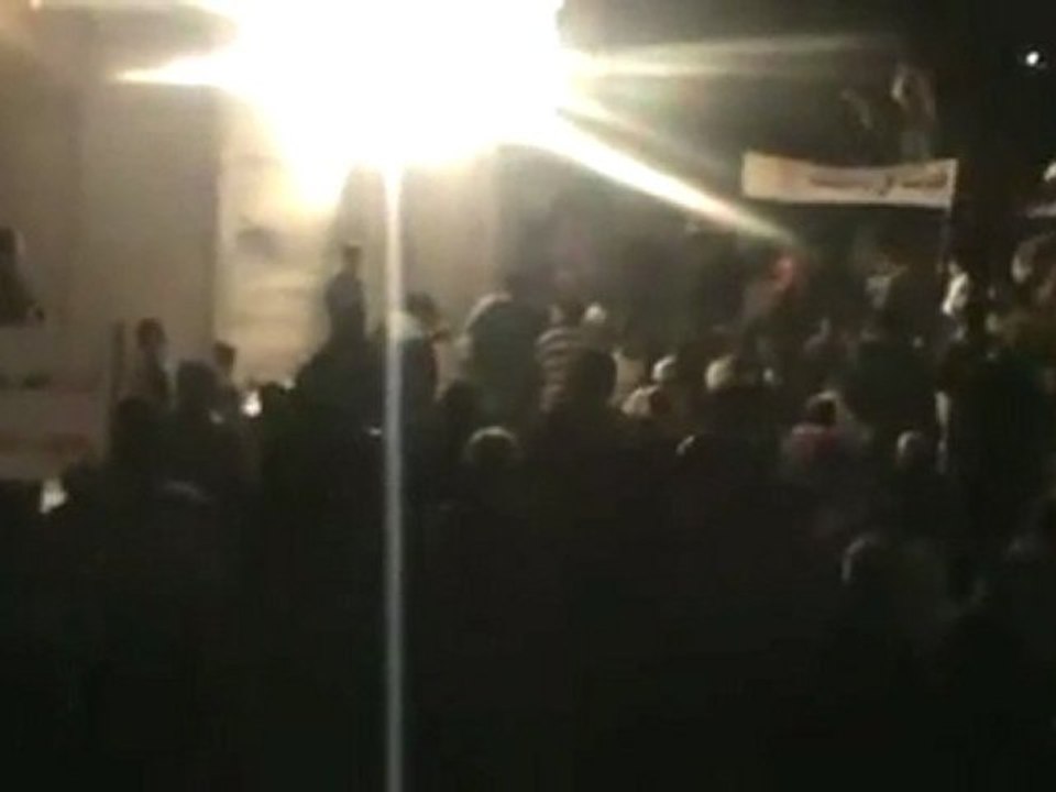 فري برس   حمص جورة الشياح مسائية دعم الجيش الحر 15 12 2011