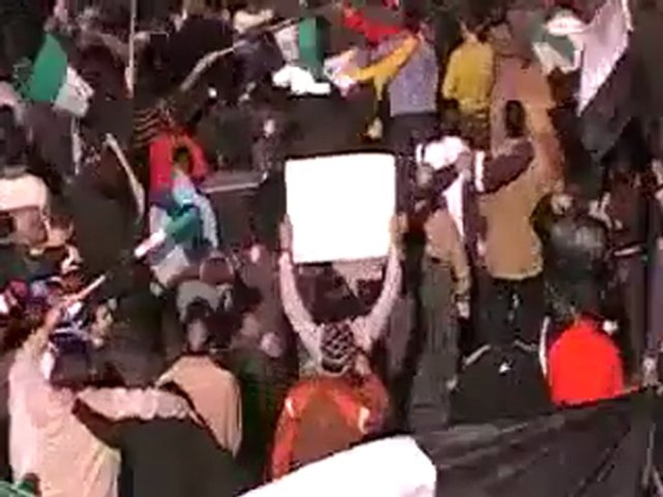 فري برس   حمص باب تدمر جمعة الجامعة العربية تقتلنا ثورة ثورة سوريا 16 12 2011