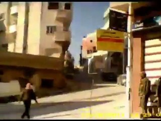 فري برس   حماة   الانتشار الشبيحة الكثيف   الجامعة تقتلنا 16 12 2011