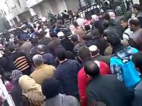 فري برس حمص الوعر موكب الشهيدين جمال العلي و غسان خانكان 18 12 2011