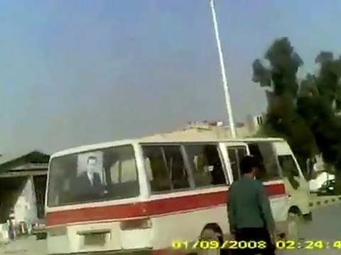 فري برس إنتشار الميليشيات في الشارع العام معضمية الشام 20 12 2011 ج1