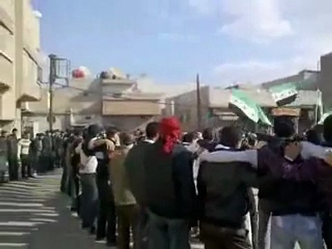 فري برس ريف دمشق دوما مظاهرة في جمعة بروتوكول الموت 23 12 2011