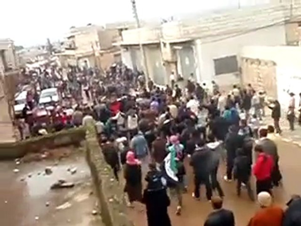 فري برس   ادلب كللي مظاهرة السبت 24 12 2011
