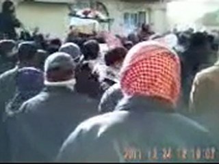 فري برس   الرحيبة  تشيع الشهيد 24 12 2011 ج2