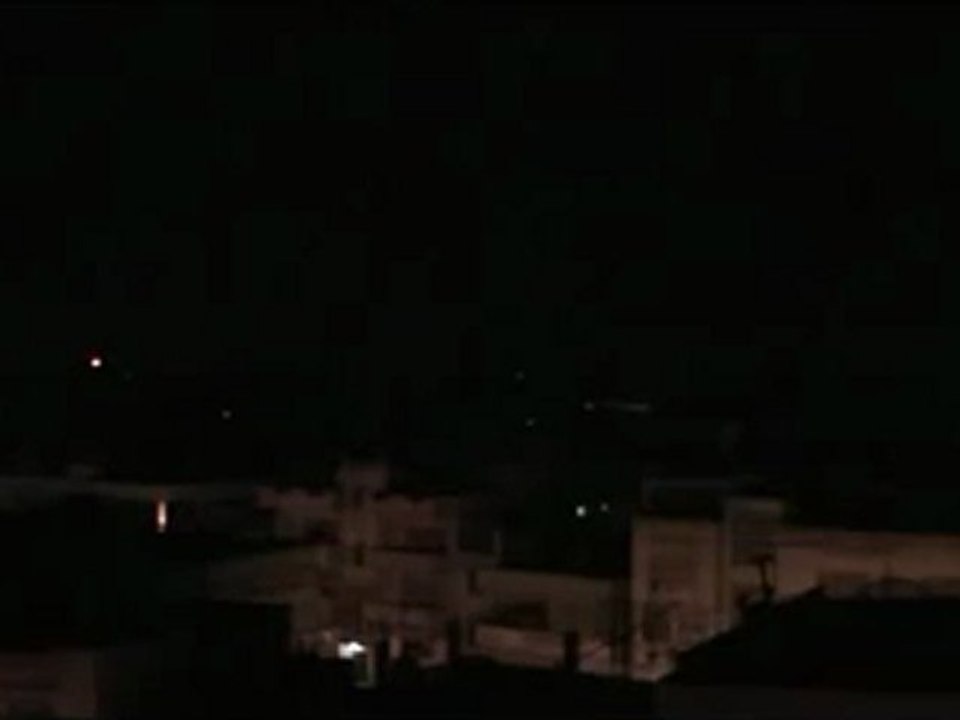 فري برس   حمص القصف الذي تعرضت له أحياء باب السباع وباب هود والصفصاقة في جمعة بروتوكول الموت 23 12 2011 ج5