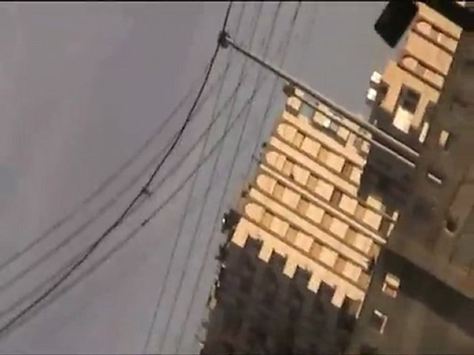 فري برس   حمص باباعمرو قصف شديد على الحي 24 12 2011