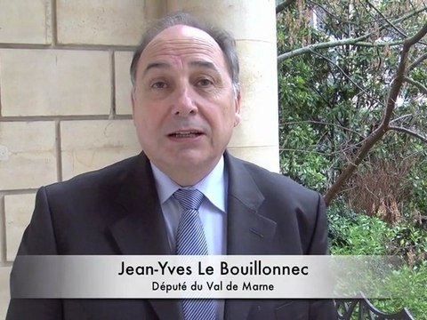 Jean-Yves Le Bouillonnec, député PS du Val-de-Marne, rappelle les propositions des députés socialistes en faveur du logement