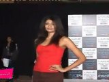 Hot Babe Shows Her Sexy Waist At Lakme Fashion Week