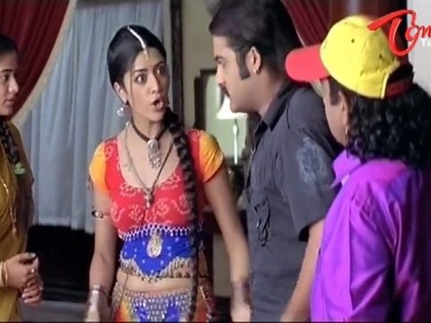 Mamata Mohandas Romantic Plan To Tempt NTR - Telugu Comedy